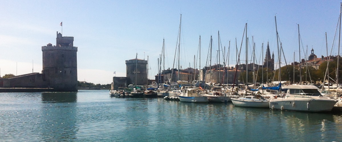 Une journée pour apprendre à naviguer un voilier à La Rochelle
