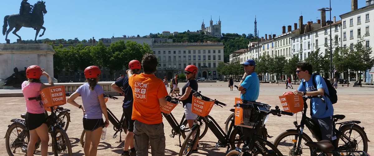 Visite guidée de Lyon à vélo électrique