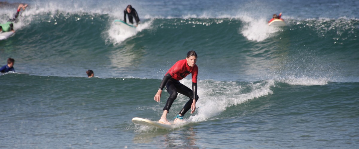 Cours de surf en Bretagne