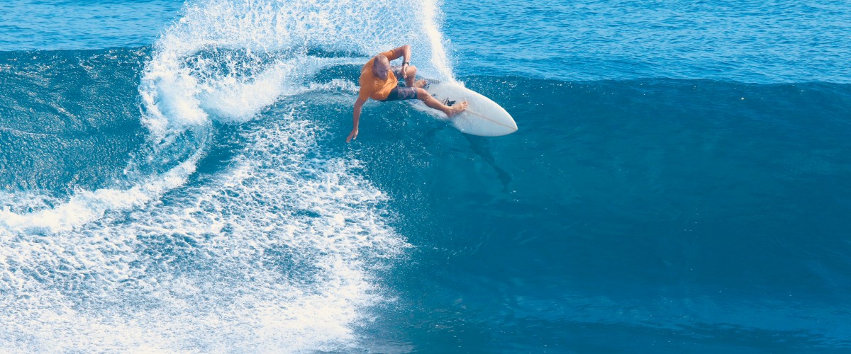 Cours de surf en Guadeloupe avec un professionnel !