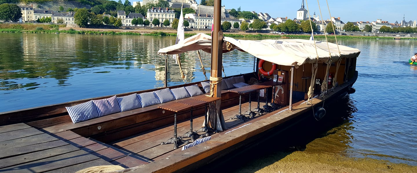 Evasion Gourmande sur bateau traditionnel à Saumur